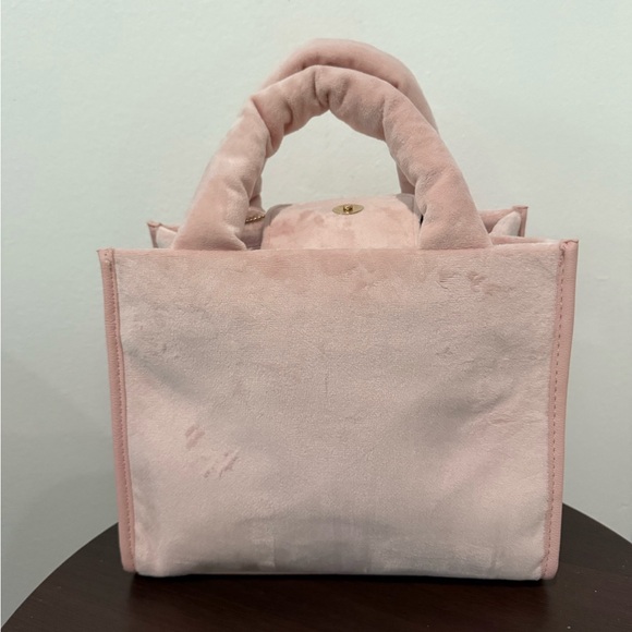 NWT! Giftable. Juicy Couture Y2K Pale Pink Mini Tote with Heart Charm - Picture 2 of 6